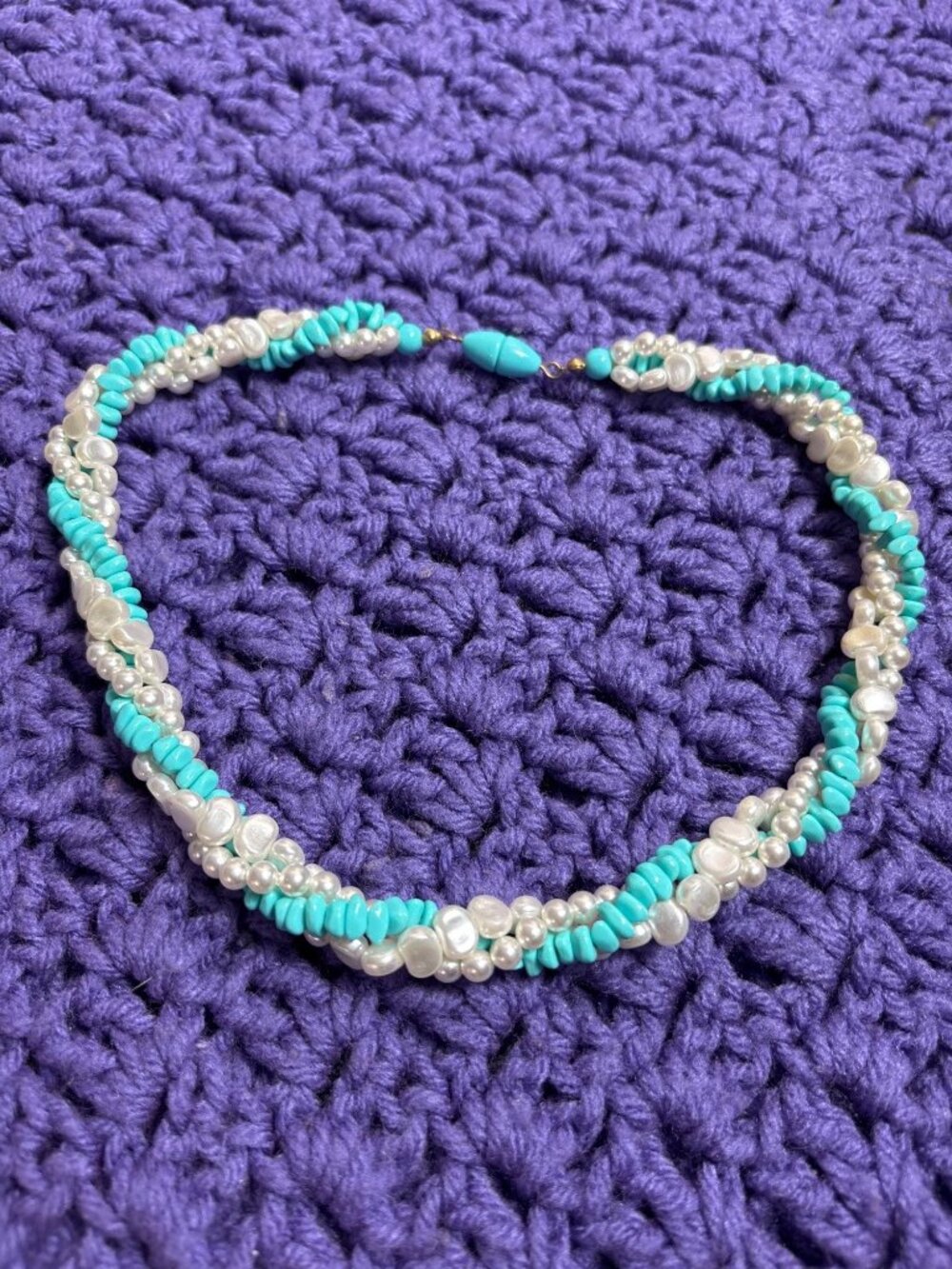 Vintage Plastic Faux Pearl Teal Beaded Necklace Barrel Clasp 16 inches Long
